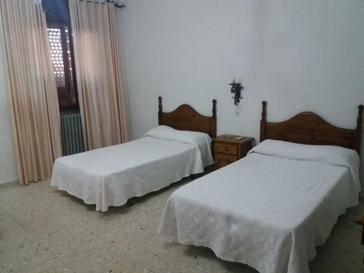 Hostal Gran Capitan Bargas Zewnętrze zdjęcie