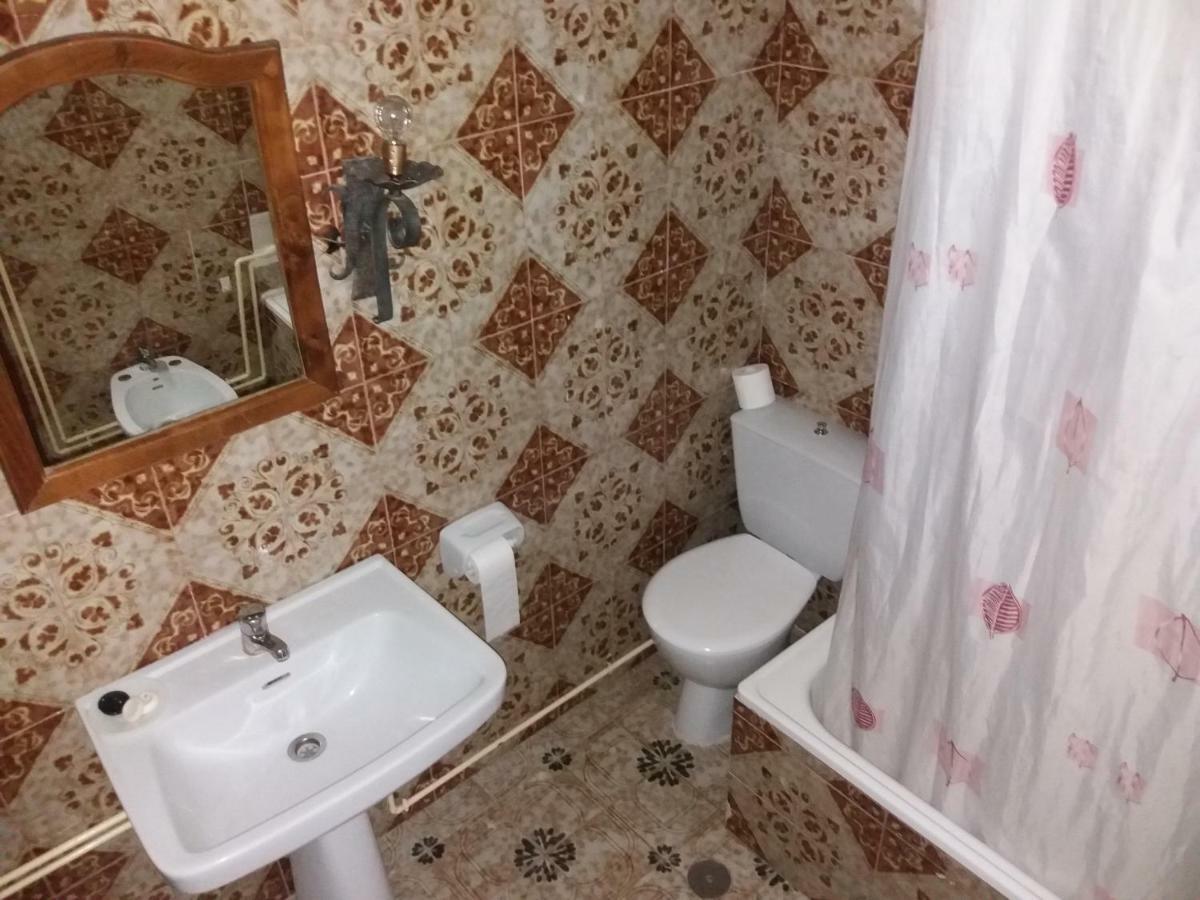 Hostal Gran Capitan Bargas Zewnętrze zdjęcie